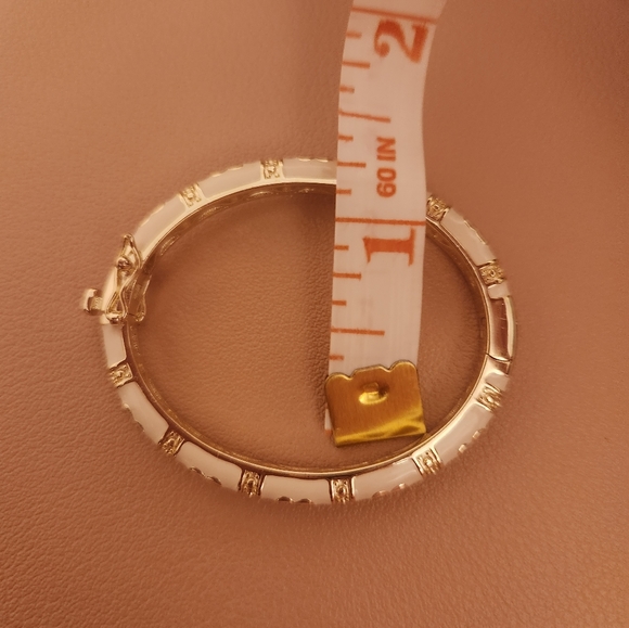 Ivy and Max Heart Enameled Baby Bracelet - Picture 4 of 5